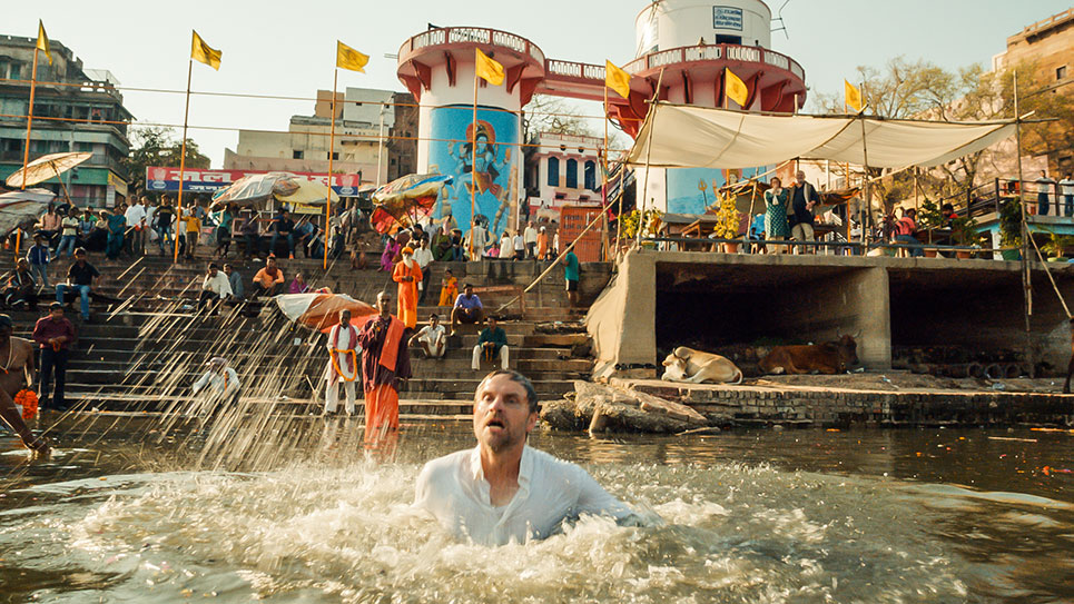 Szene aus Fluss des Lebens – Kind des Ganges